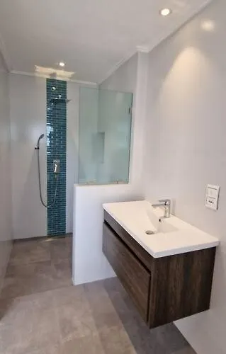 Paradise Heights Luxury & Apartamento *