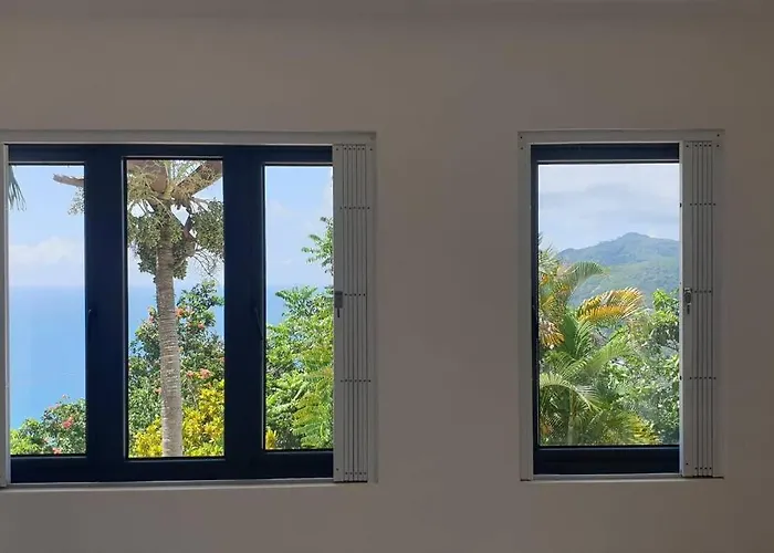 Paradise Heights Luxury & * Beau Vallon (Mahe)